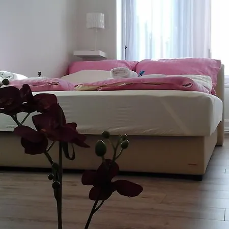 4u 3* Budapest