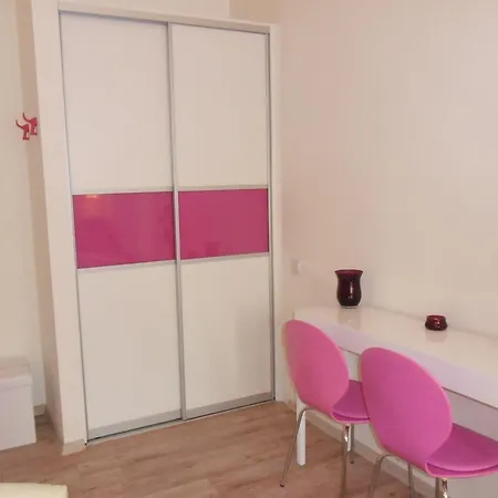 Guest house 4u